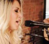 Amelia Lily Brings Joy With Flaw Free Acoustic Version Of “You Bring Me Joy”!