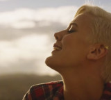 Video Premiere: Betty Who – All Of You